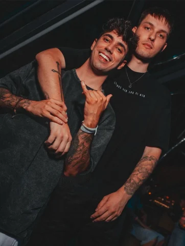 19